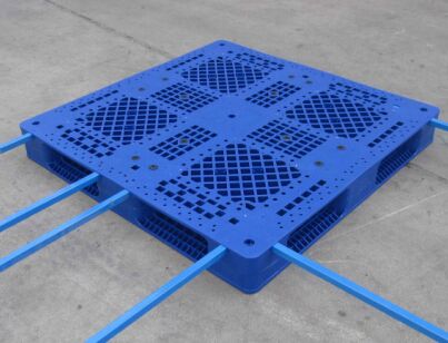 內置鋼管塑料托盤(pán)的作用和優(yōu)點(diǎn)-廊坊都程塑料